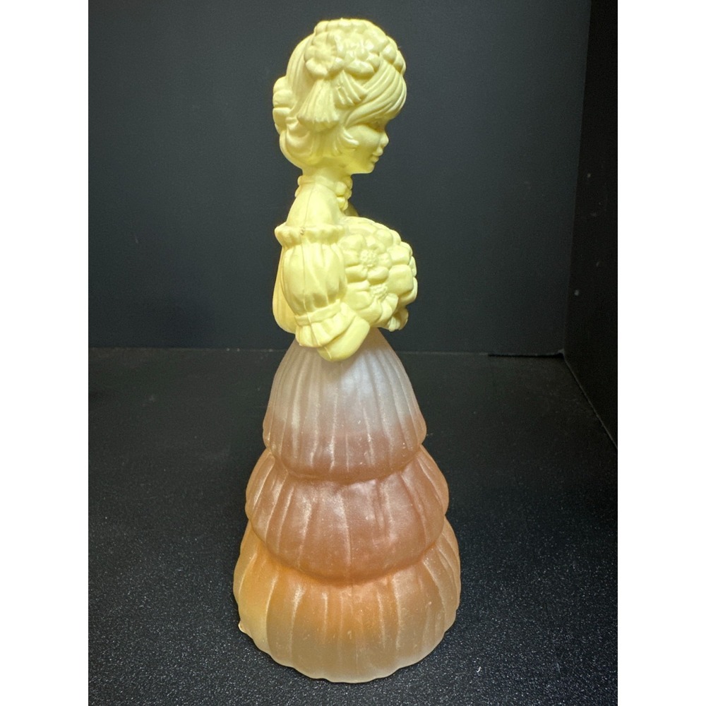 Vintage Avon Sweet Honesty Cologne Bottle Figurine Yellow Girl 6" Full/Unused - Picture 4 of 7